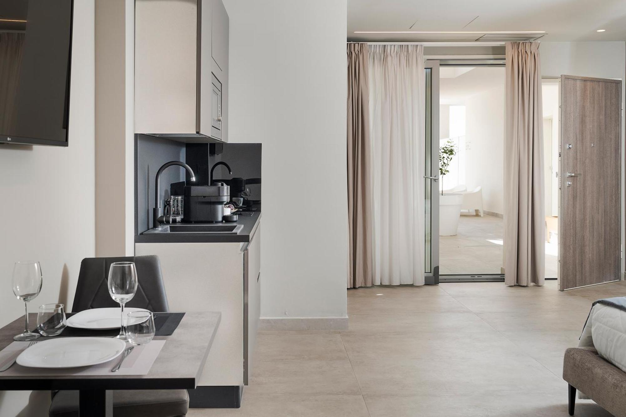 Emerald Hotel Residence チェファル 部屋 写真
